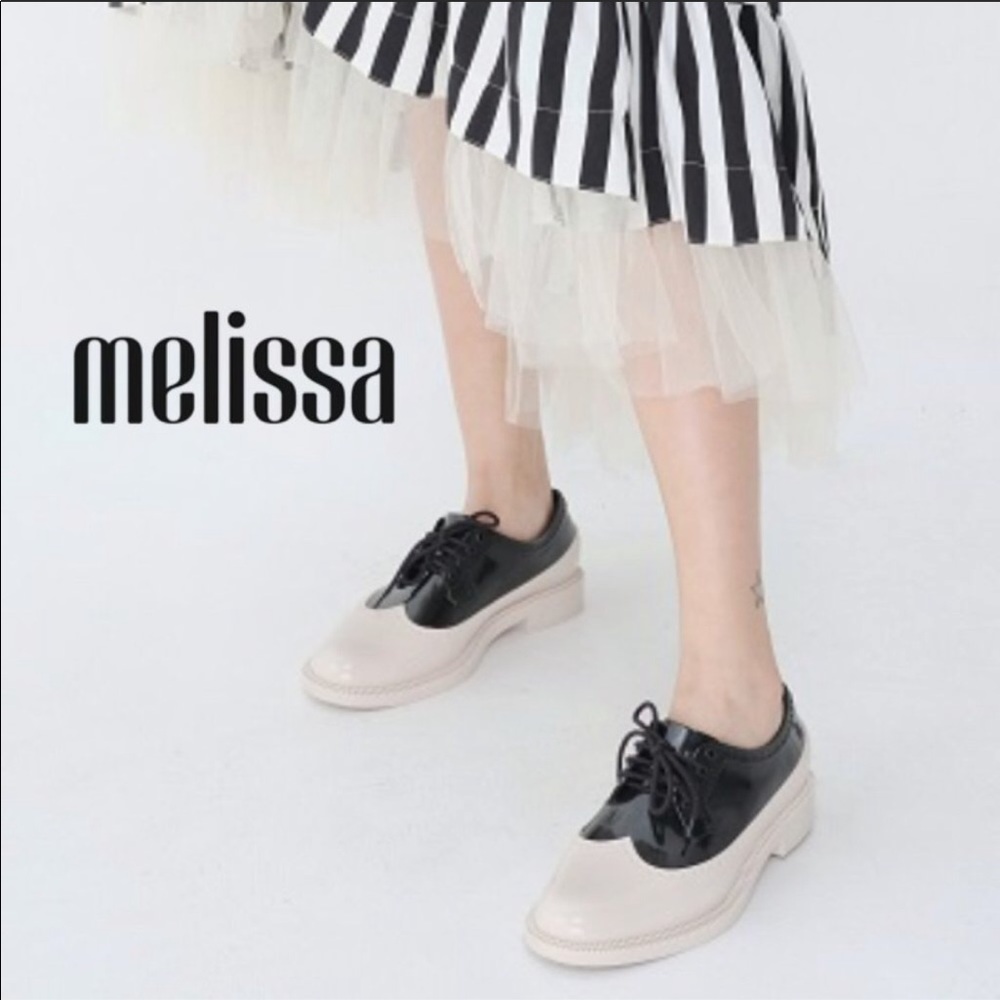 Melissa Brogue Jelly Oxford 6 EUC